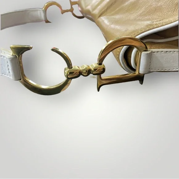 SOLD 📣 Vintage Christian Dior Tan Leather Saddle Bag - Picture 4 of 17